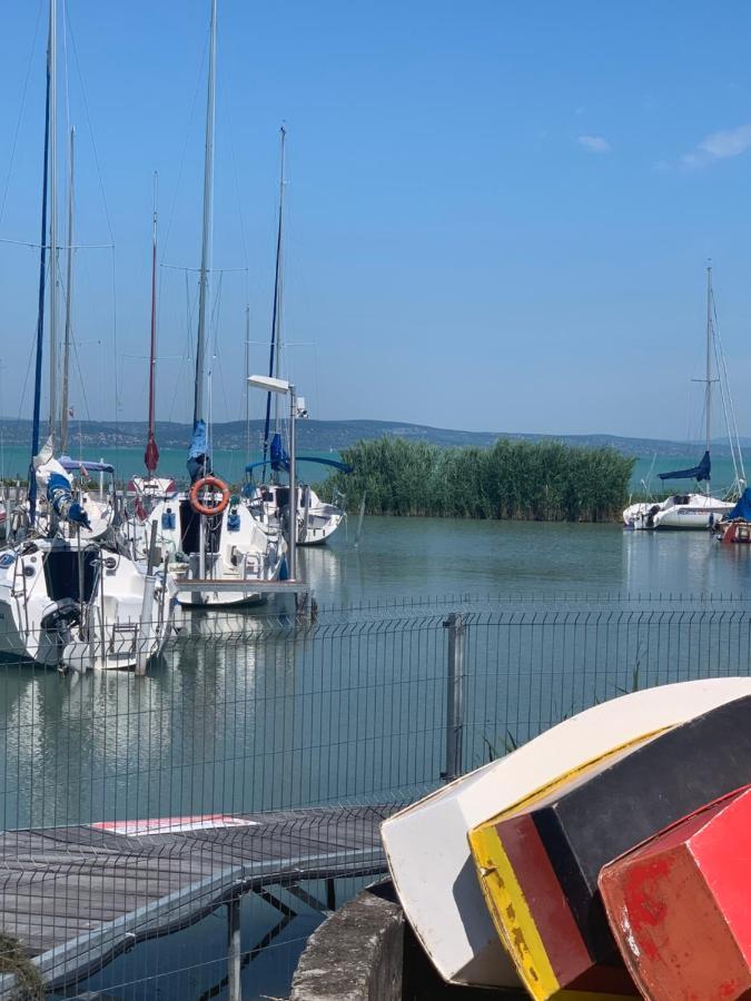 Sinusaparthotel Siófok Kültér fotó