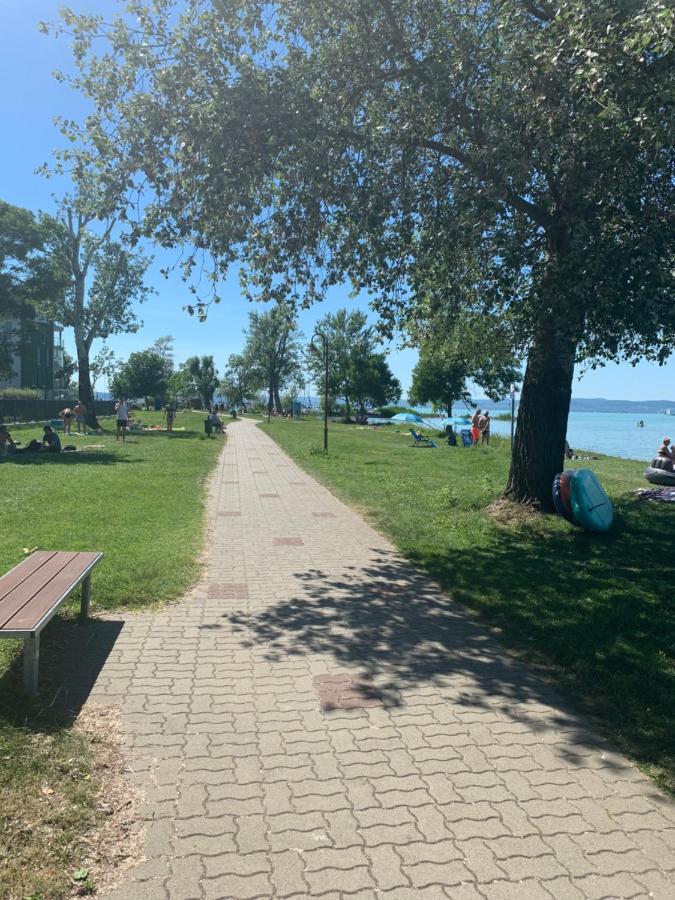 Sinusaparthotel Siófok Kültér fotó