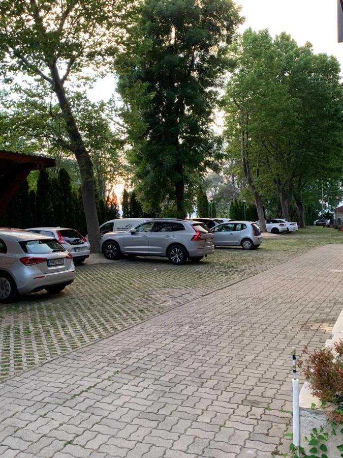Sinusaparthotel Siófok Kültér fotó